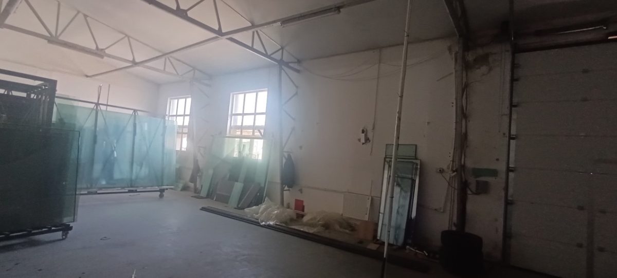 Hala de productie/ depozitare in suprafata de 340 mp in Ploiesti, zona Xenia. - foto 13