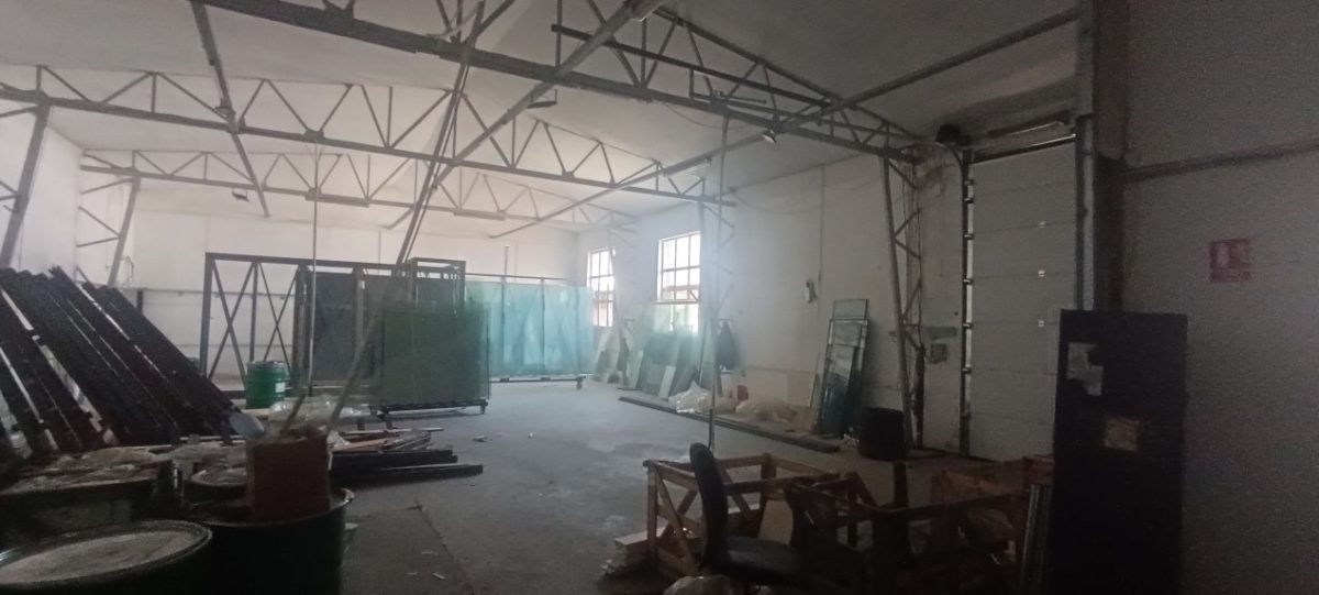 Hala de productie/ depozitare in suprafata de 340 mp in Ploiesti, zona Xenia. - foto 19