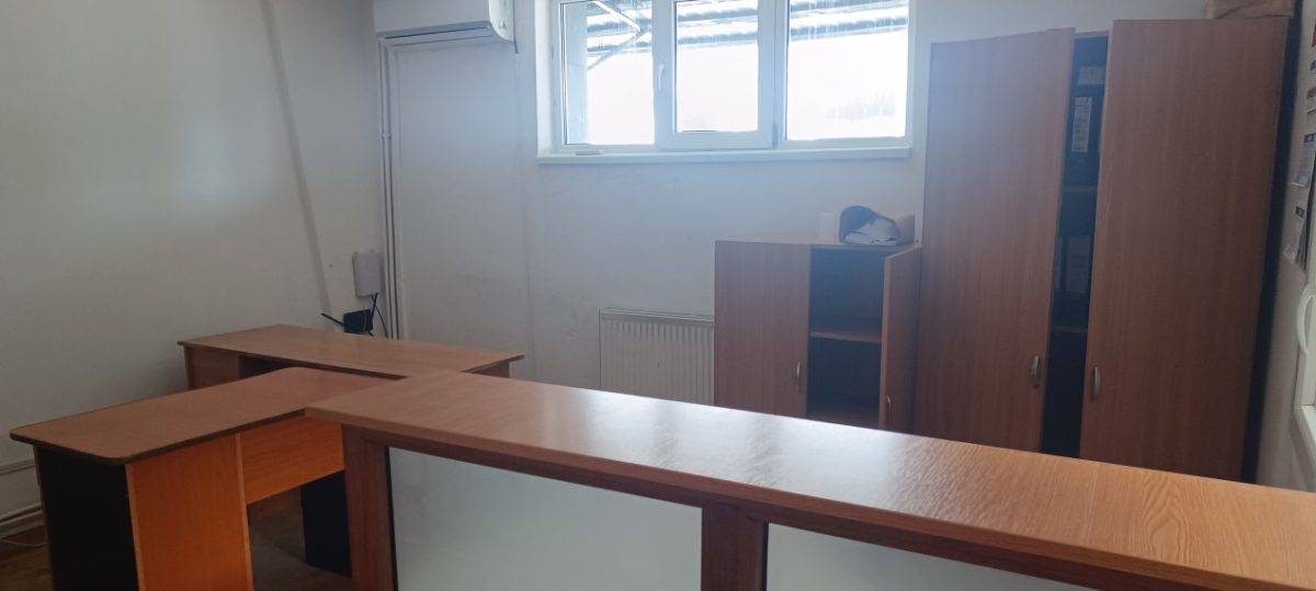 Hala de productie/ depozitare in suprafata de 340 mp in Ploiesti, zona Xenia. - foto 8