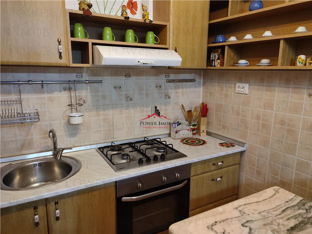 VILA 5 CAMERE, FARA CURTE, GARAJ, CENTRAL, ZONA LIVADA POSTEI - foto 15