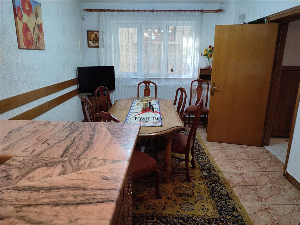 VILA 5 CAMERE, FARA CURTE, GARAJ, CENTRAL, ZONA LIVADA POSTEI - foto 16