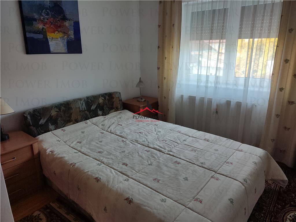 VILA 5 CAMERE, FARA CURTE, GARAJ, CENTRAL, ZONA LIVADA POSTEI - foto 4