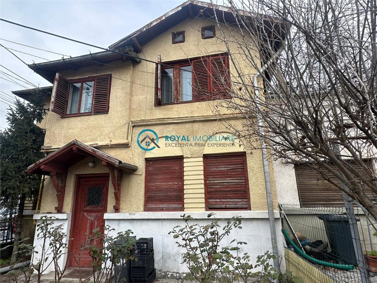 Royal Imobiliare - Vanzare casa in zona Ultracentral - 