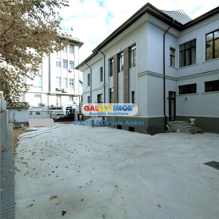 De vanzare VILA cu 26 camere + TEREN 450 mp ULTRACENTRAL 2800000 EURO - foto 4