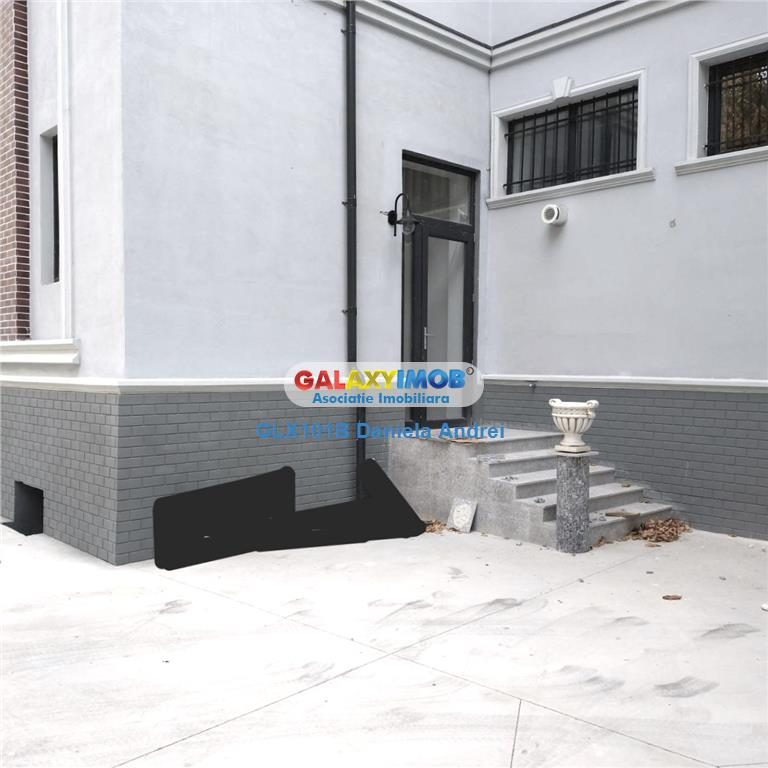 De vanzare VILA cu 26 camere + TEREN 450 mp ULTRACENTRAL 2800000 EURO - foto 8