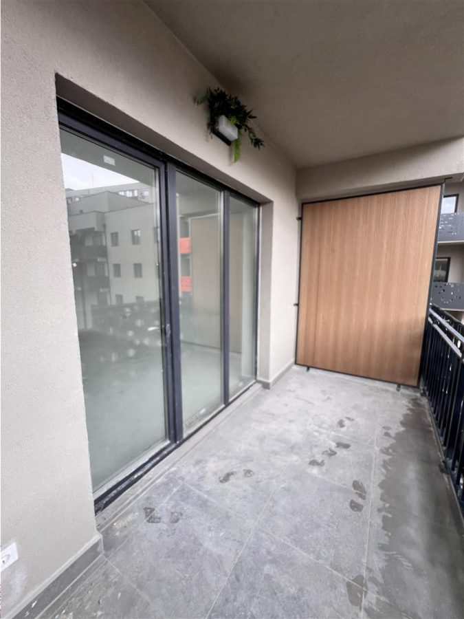 Apartament la cheie cu 2 camere decomandate si 2 balcoane in Sibiu - foto 11