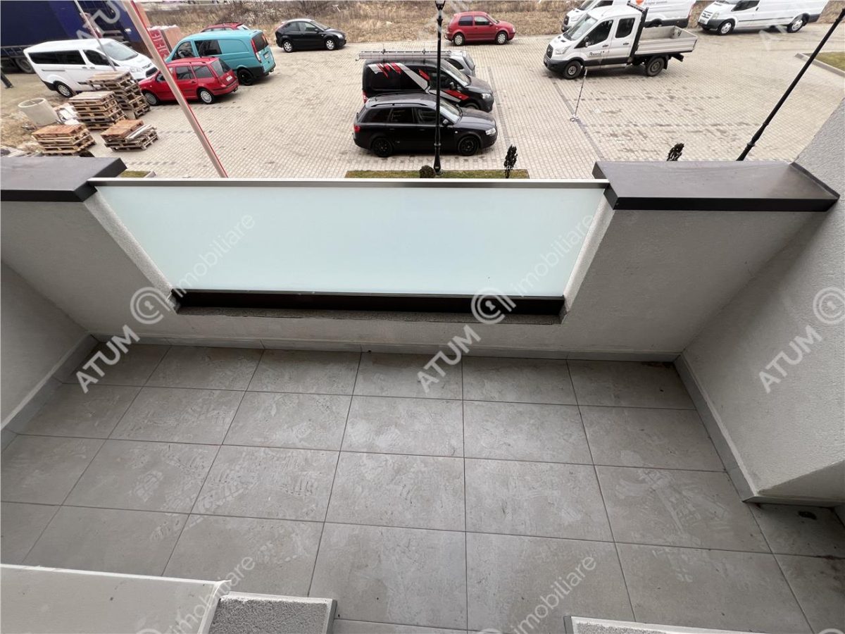 Apartament intabulat cu 2 camere si 2 balcoane pe Calea Surii Mici - foto 12