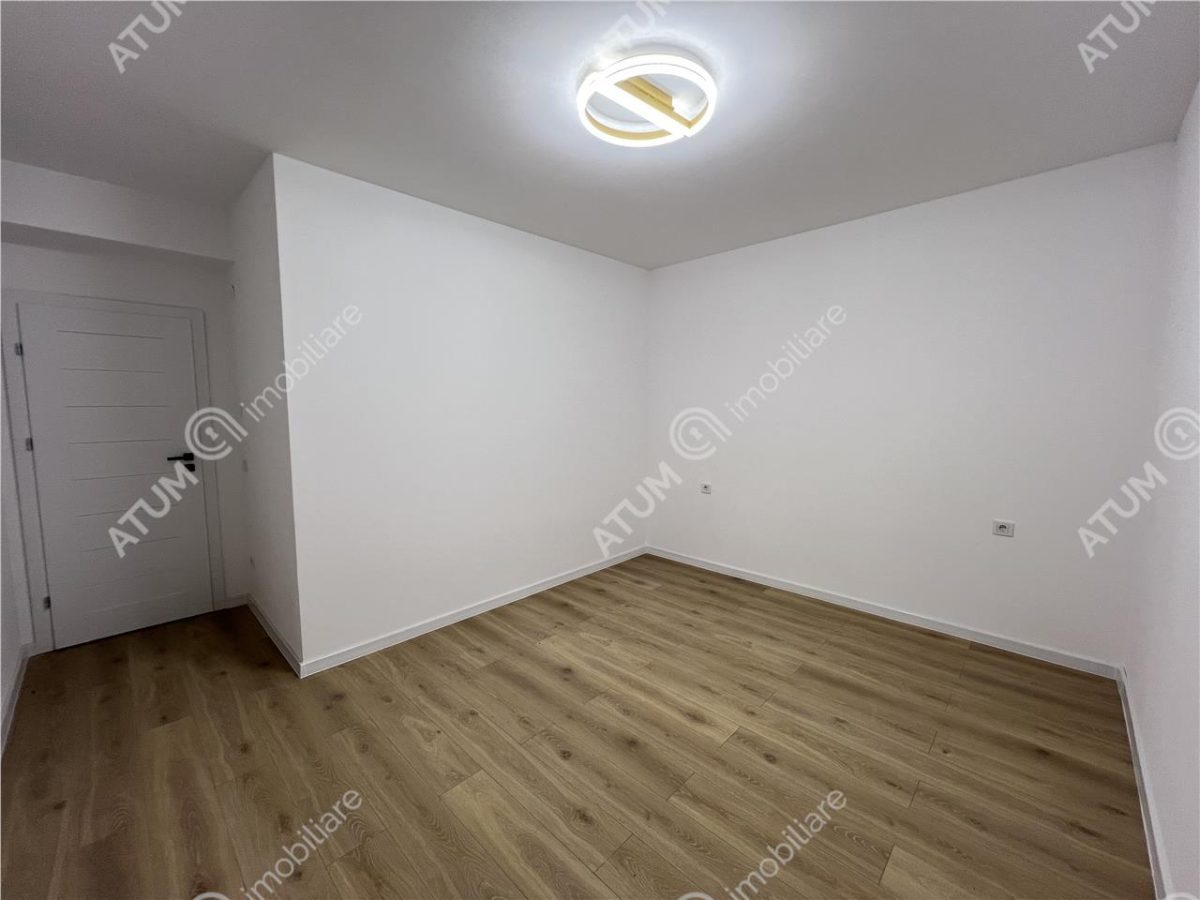 Apartament intabulat de 3 camere cu 2 balcoane pe Calea Surii Mici - foto 13