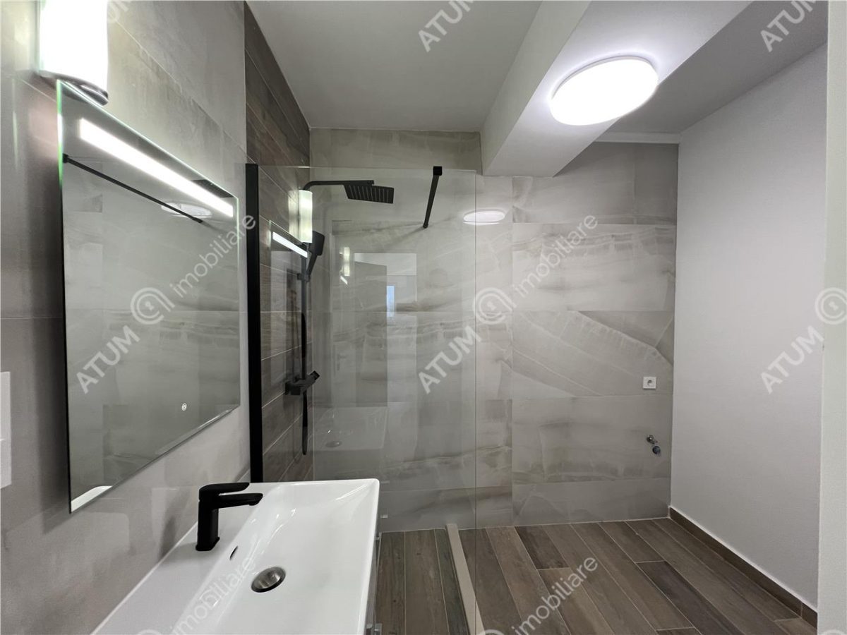 Apartament intabulat de 3 camere cu 2 balcoane pe Calea Surii Mici - foto 14