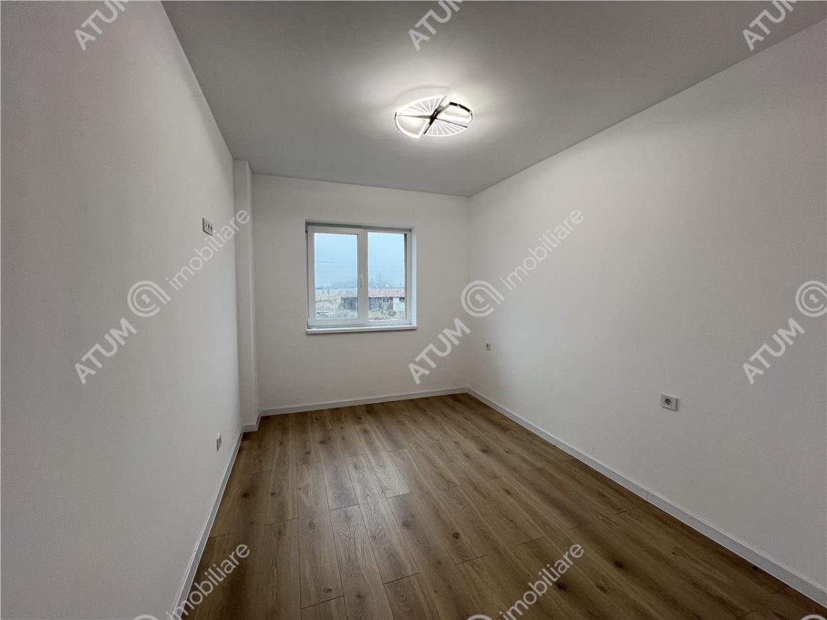 Apartament intabulat de 3 camere cu 2 balcoane pe Calea Surii Mici - foto 4