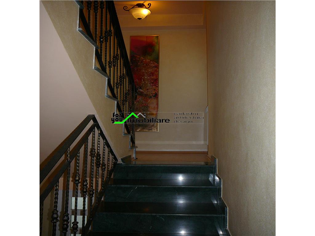 Pensiune, afacere la cheie, cu 10 camere la 10 minute de centru orasului - foto 17