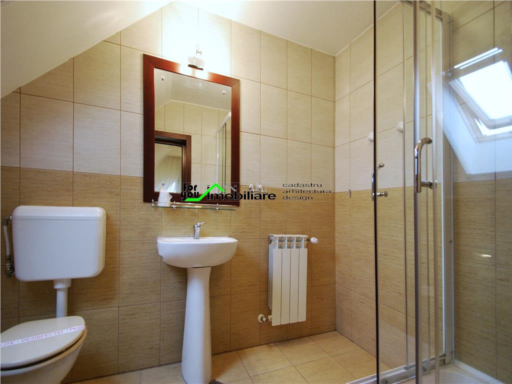 Pensiune, afacere la cheie, cu 10 camere la 10 minute de centru orasului - foto 20