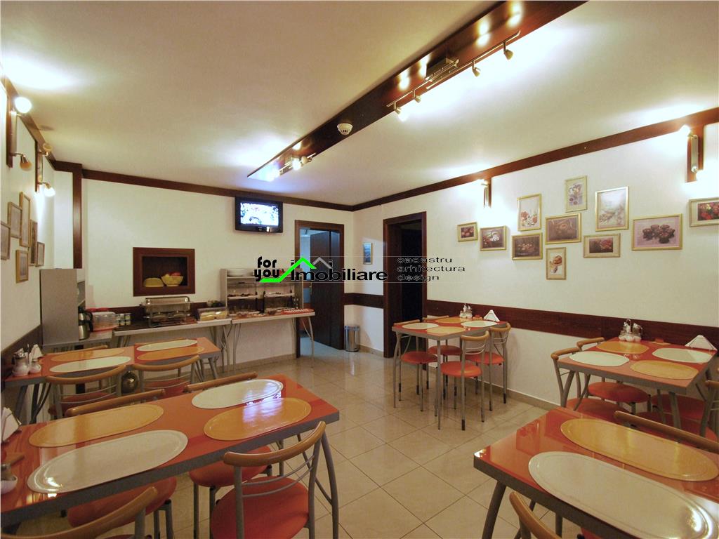 Pensiune, afacere la cheie, cu 10 camere la 10 minute de centru orasului - foto 3