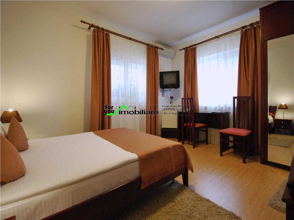 Pensiune, afacere la cheie, cu 10 camere la 10 minute de centru orasului - foto 21