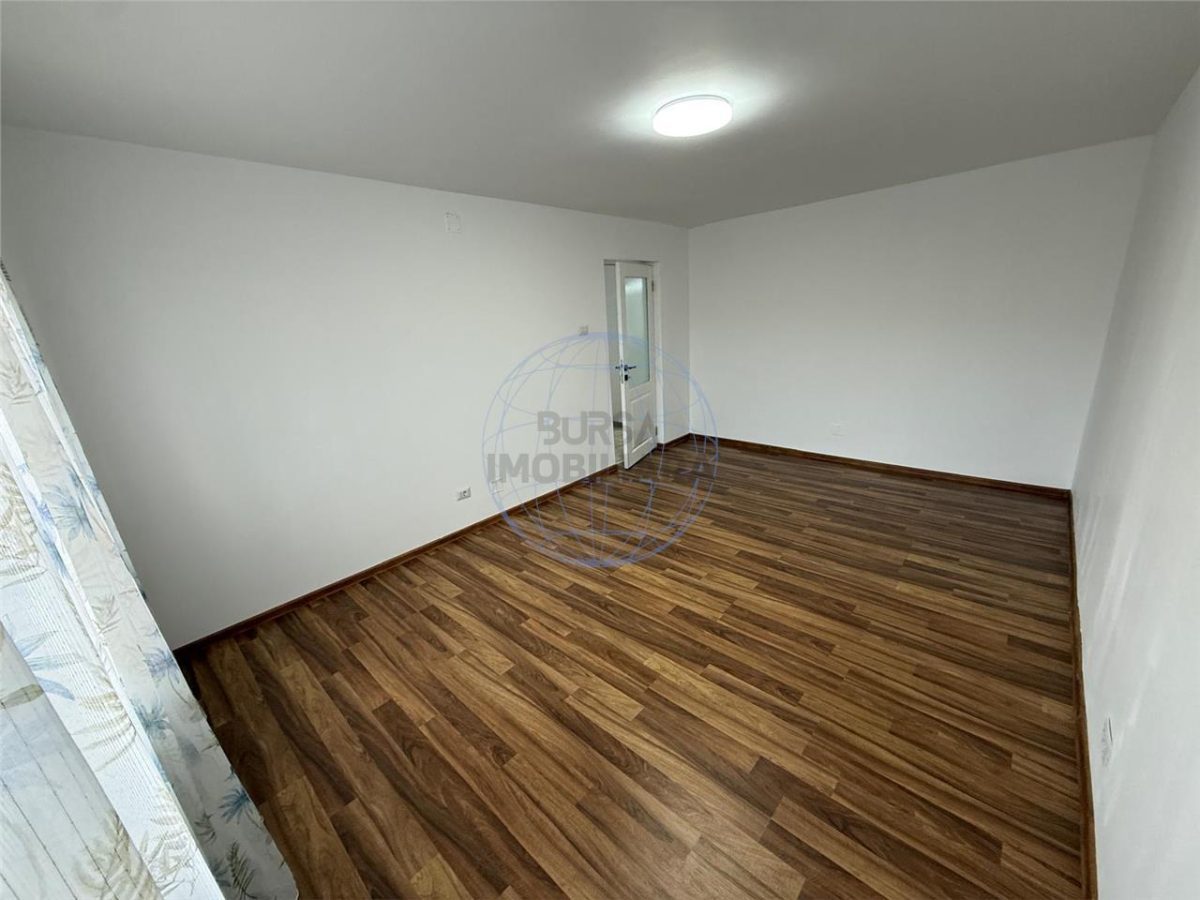 Apartament 2 camere, Piata Moldovei - foto 3