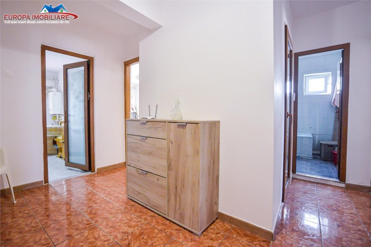 Apartament 3 camere de vanzare zona E3 Tulcea - foto 12