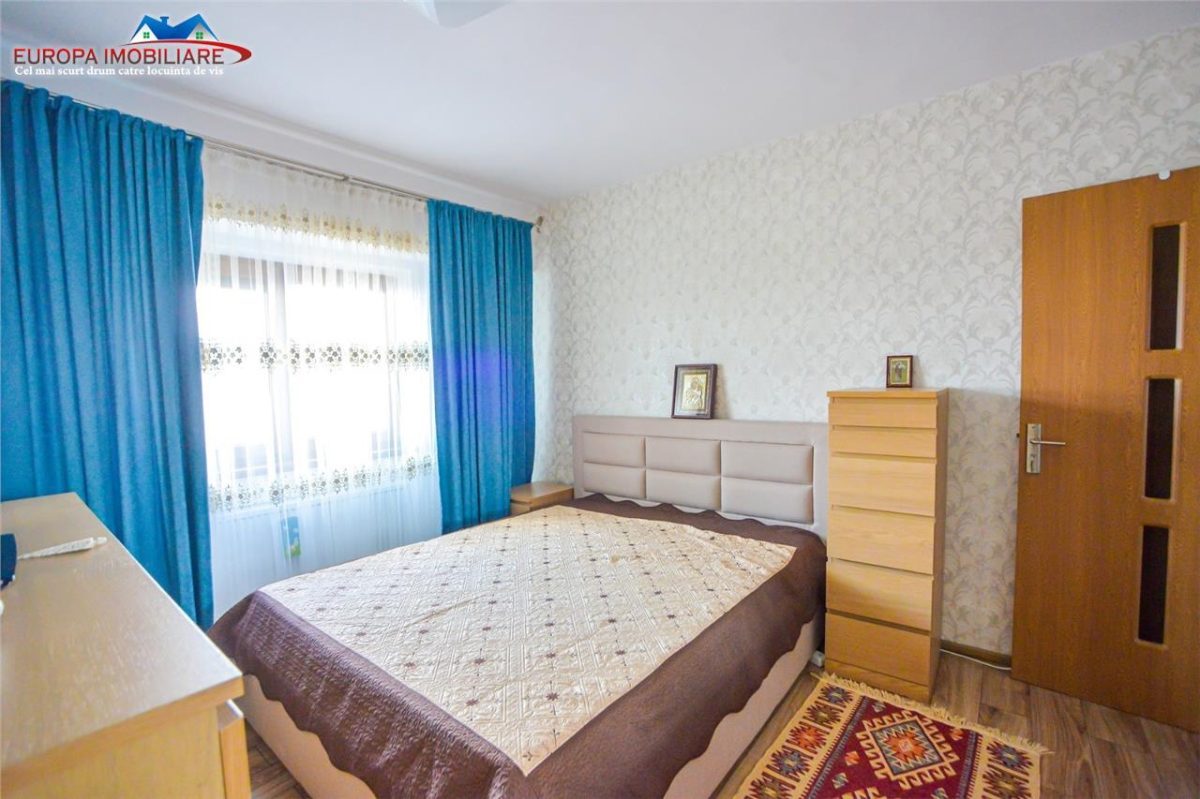 Apartament 3 camere de vanzare zona E3 Tulcea - foto 5