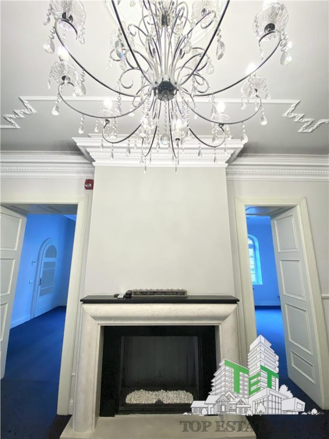 Vanzare vila interbelica reconsolidata si renovata in zona Armeneasca - foto 3