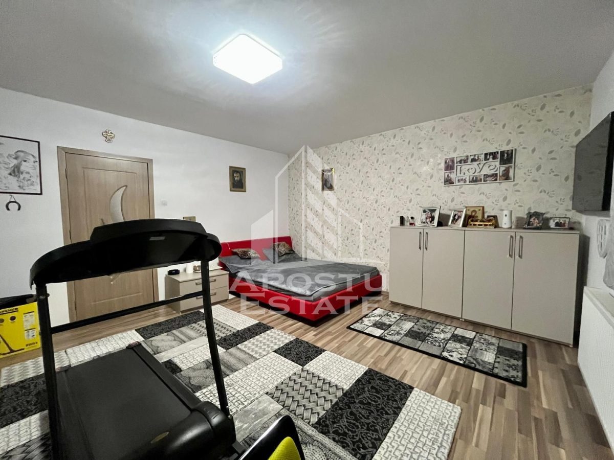Doua apartamente de vanzare la curte comuna,zona Traian, Timisoara - foto 2