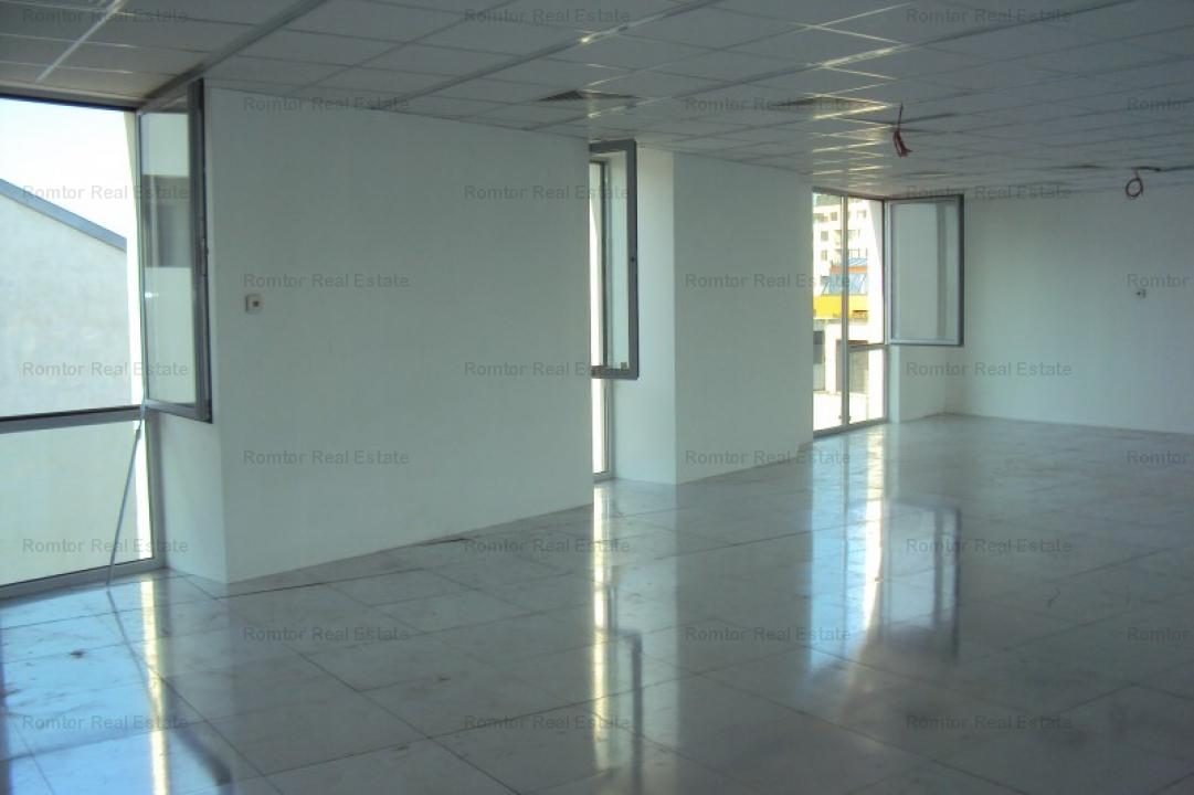 Spatiu birouri de inchiriat - Zona Nord - 